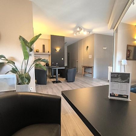 Adonis Lyon Est Hotel Artys Saint-Priest-en-Jarez Bagian luar foto